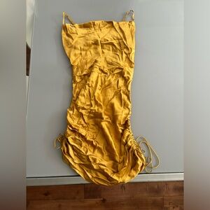 Wilfred XS Gold mini dress, satin, adjustable length